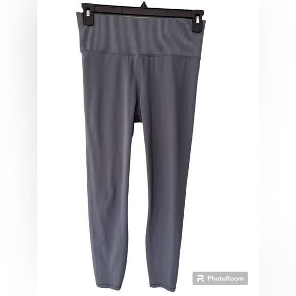 Vuori BreatheInterlock 4 way stretch Rib Waist Studio Leggings ~ EUC - Picture 6 of 6